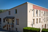 Les Lavandes** (26 chambres) Les Lavandes** (26 chambres)