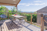 Vue des Lodges sur pilotis Vue des Lodges sur pilotis