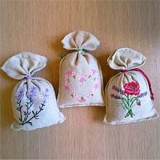 sachets_tissus_brodes_provence.jpg