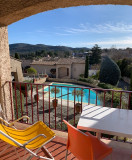 mas de l orangerie vue piscine