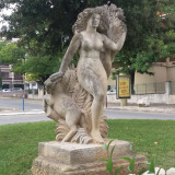 Statue 