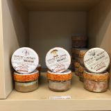 L’Oustaù de Greù