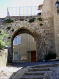 Porte de Moustiers