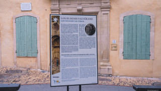 Plaque Denis Louis Valvérane Plaque Denis Louis Valvérane
