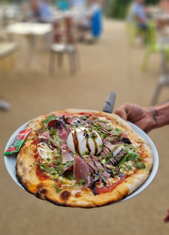 restaurant naturiste - © DR Camping Naturiste Verdon Provence restaurant naturiste