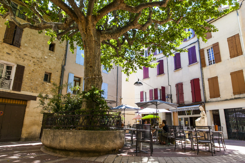 Le centre ancien de Manosque, entre ses deux portes medievales
