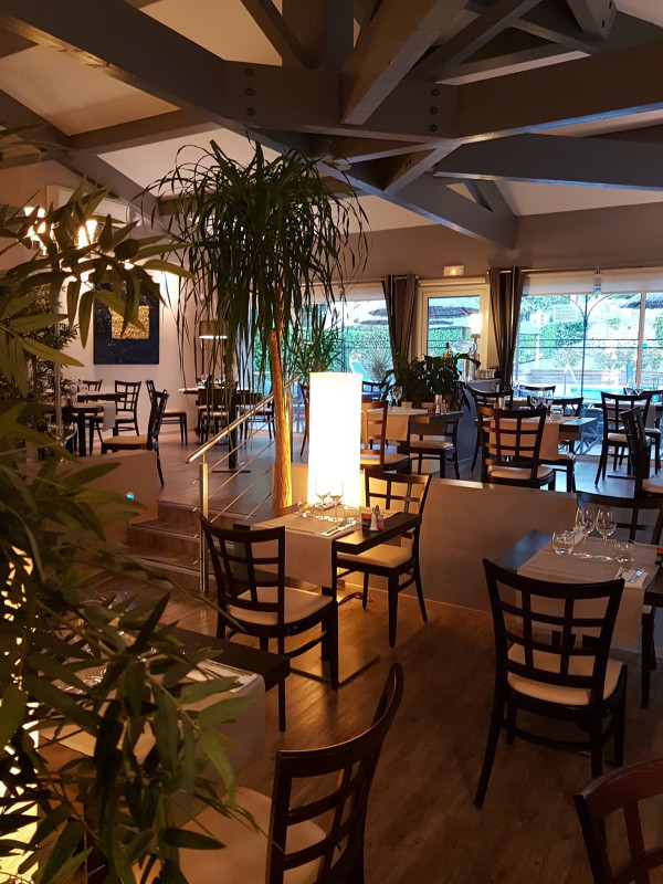 Hôtel Restaurant les Alpes - © DR Hôtel Restaurant les Alpes Hôtel Restaurant les Alpes