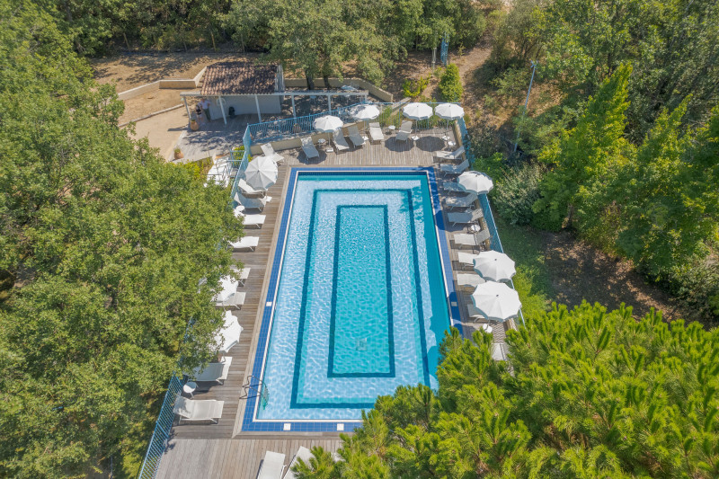 Piscine de l'Hôtel Le Mas de la Crémaillère