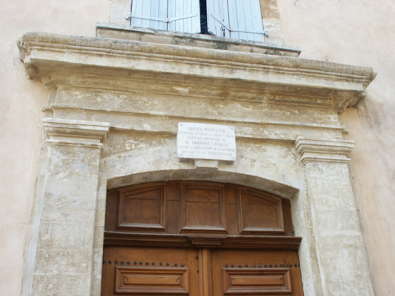 Plaque Louis Pasteur château d'Oraison
