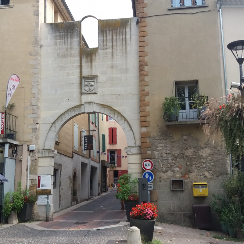 Porte Guilhempierre