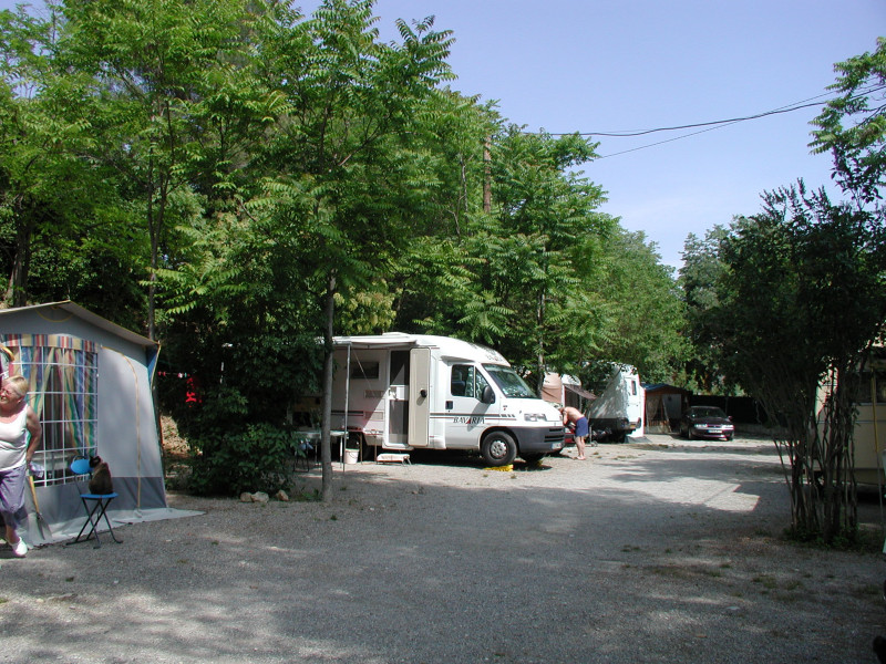 Aire d'accueil pour Camping-cars