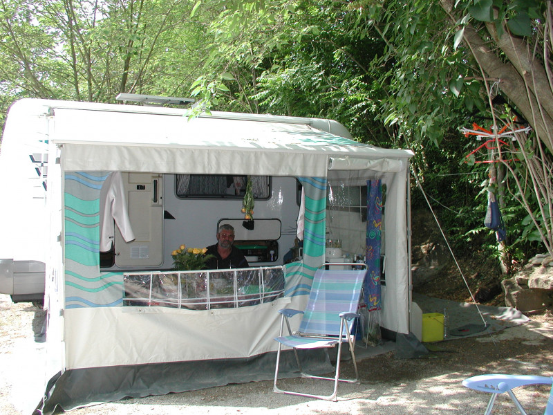 Aire d'accueil pour Camping-cars