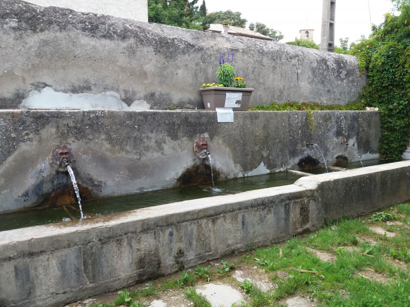 Fontaine du village