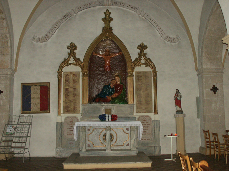 Stèle de l'église Notre Dame du Thor_Oraison - © OTC DLVA Stèle de l'église Notre Dame du Thor_Oraison