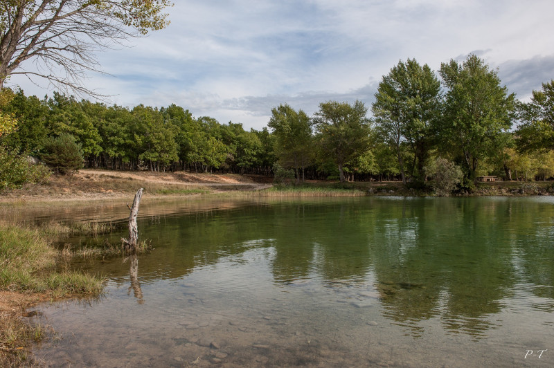 Lac de Saint-Laurent-du-Verdon