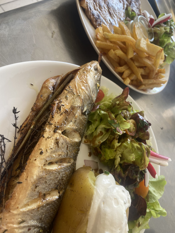 Poisson au feu de bois