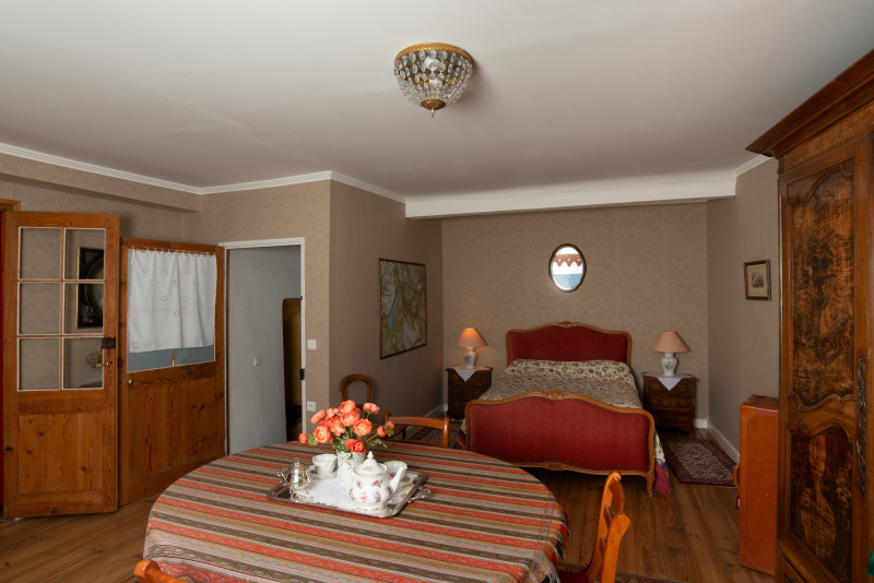 Barrière Alain Première chambre