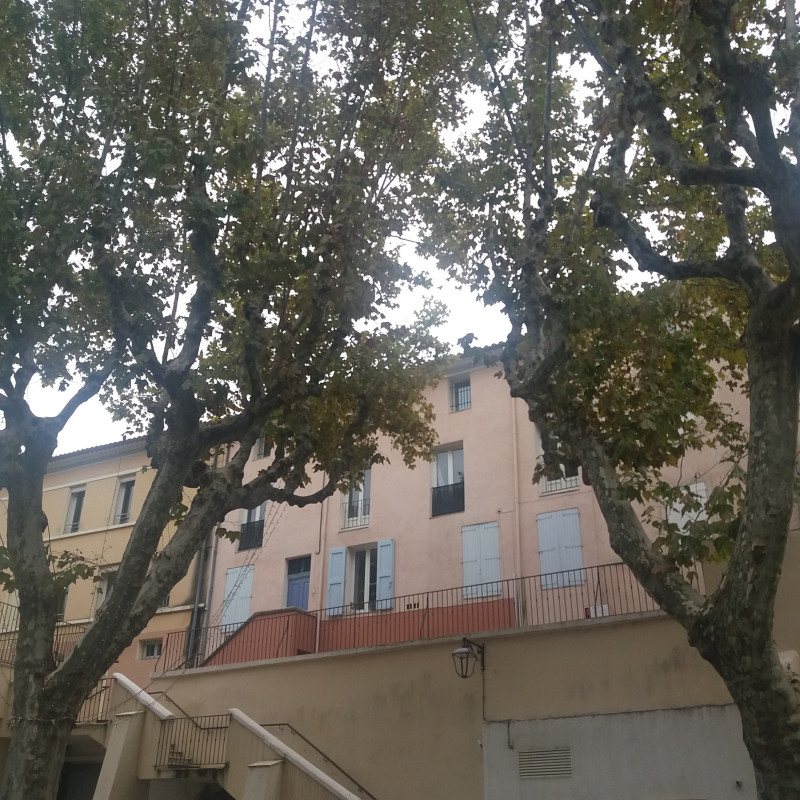 Promenade vue du boulevard Promenade vue du boulevard