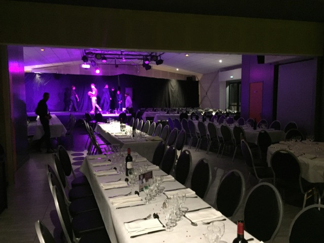 bowling_cabaret.jpeg bowling_cabaret.jpeg