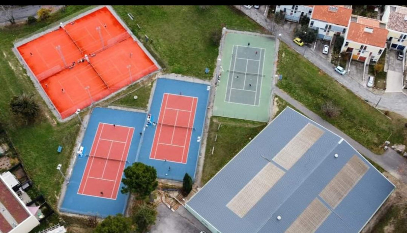 Courts de tennis - © Tennis Club Manosque Courts de tennis