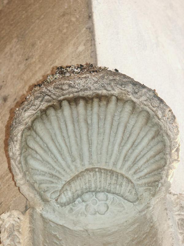 Niche d'Angle Coquille Saint Jacques à Oraison