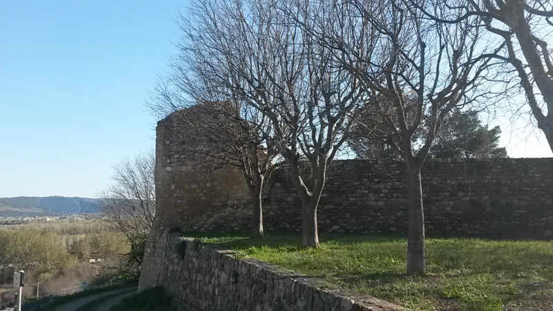 La tour de l'ancien château à La Brillanne - © Bureau d'Information Touristique Oraison La tour de l'ancien château à La Brillanne