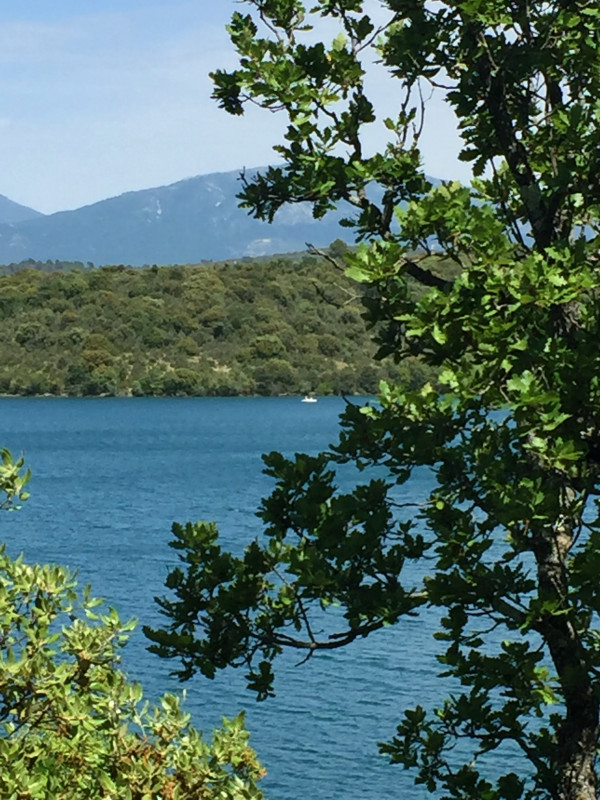Lac de Montpezat