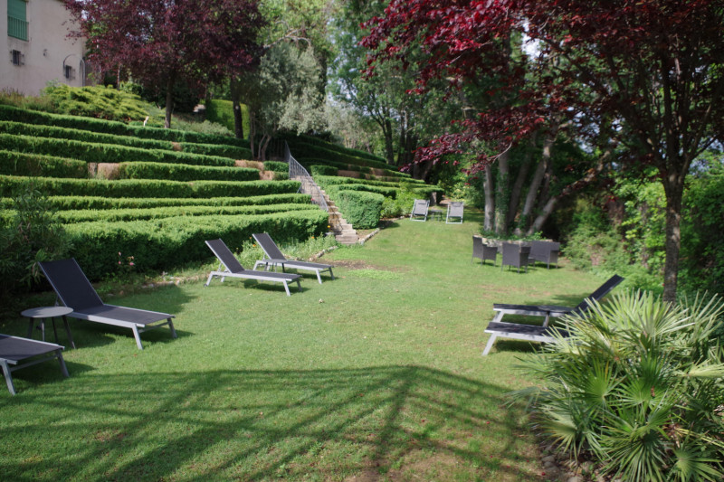 REPOS PISCINE - © DR Brigitte DEMUTH REPOS PISCINE