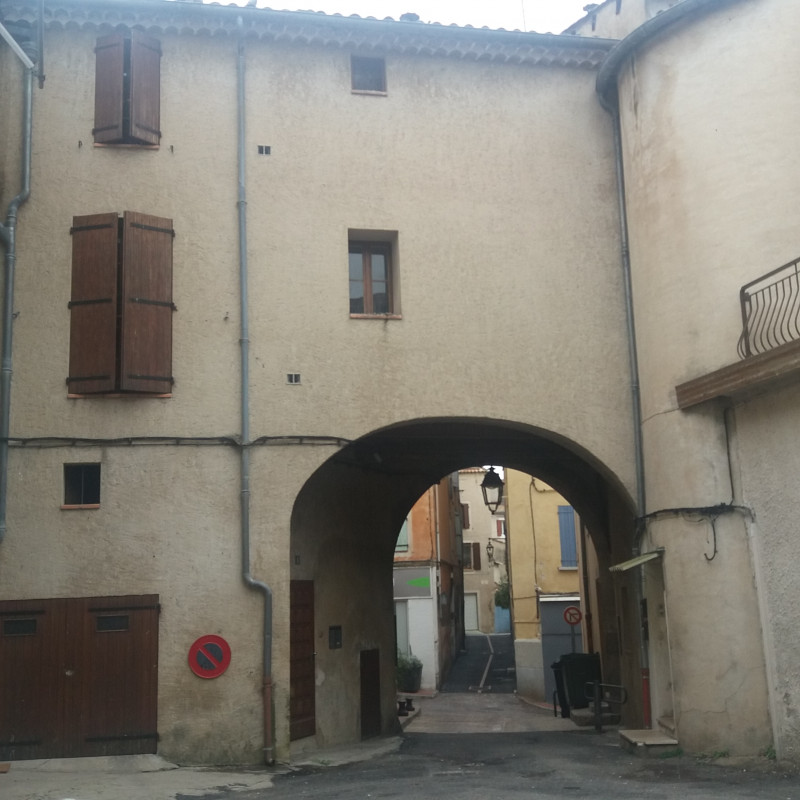 Cour des Carmes
