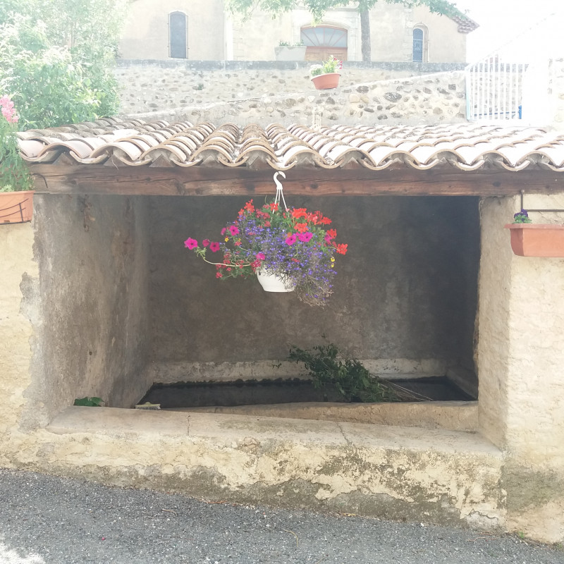 Lavoir fontaine basse Lavoir fontaine basse