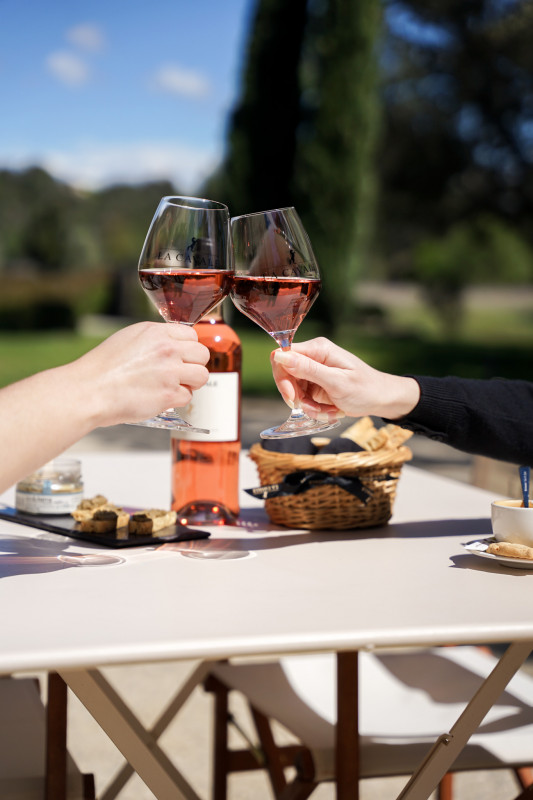 Prendre un verre en terrasse Prendre un verre en terrasse