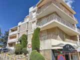 Façade