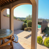 Vue sur la piscine