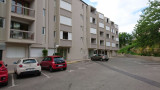 Parking devant