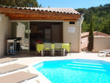 Piscine et cuisine d'été