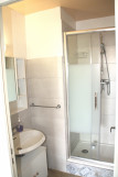 Salle de bain - © location.greoux Salle de bain