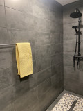 Douche à l'italienne - © DR_Parenton Douche à l'italienne