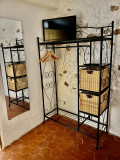 Penderie ouverte dans chambre parentale Penderie ouverte dans chambre parentale