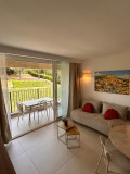 Salon et balcon