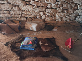 On vous raconte l'histoire de Nalou, jeune chasseresse du Paléolithique_Quinson