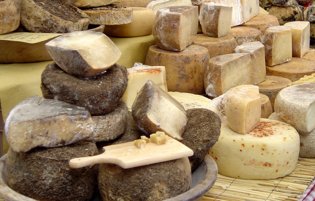 Petit marché traditionnel