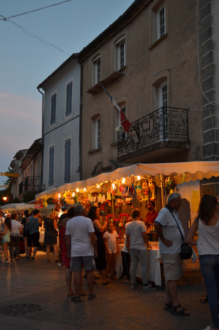 Les marchés nocturnes de Gréoux