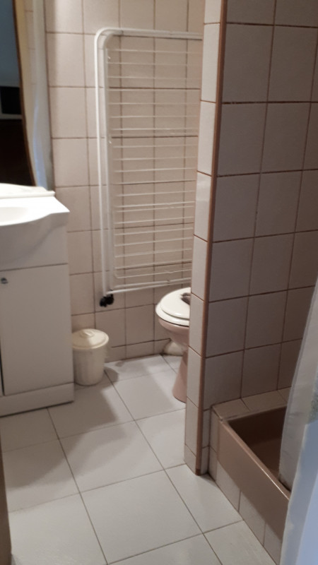 5ad347084ea392105048.jpg