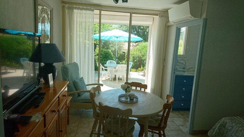 Salle à manger vue jardin