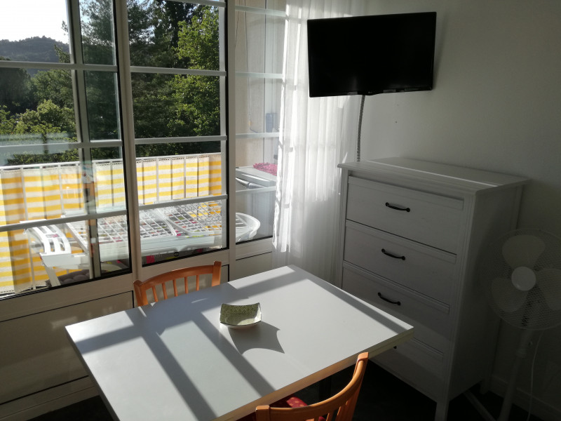 coin repas + balcon coin repas + balcon