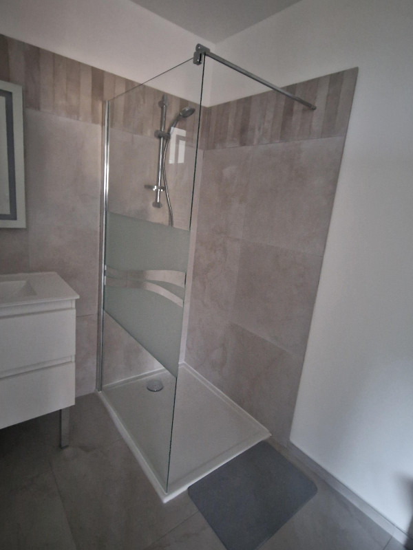 douche - © DR le jas fleuri douche