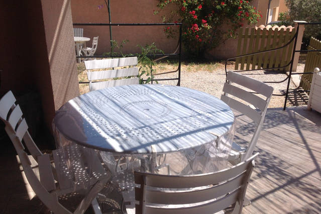 terrasse sur cour fermée terrasse sur cour fermée