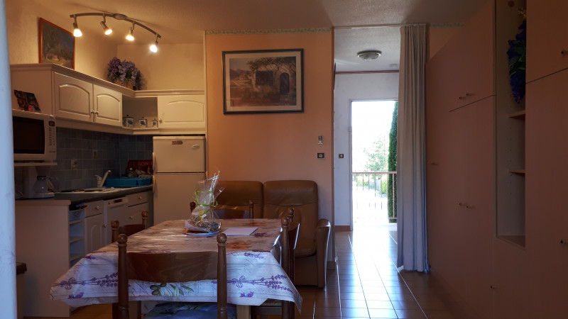 cuisine et entrée cuisine et entrée