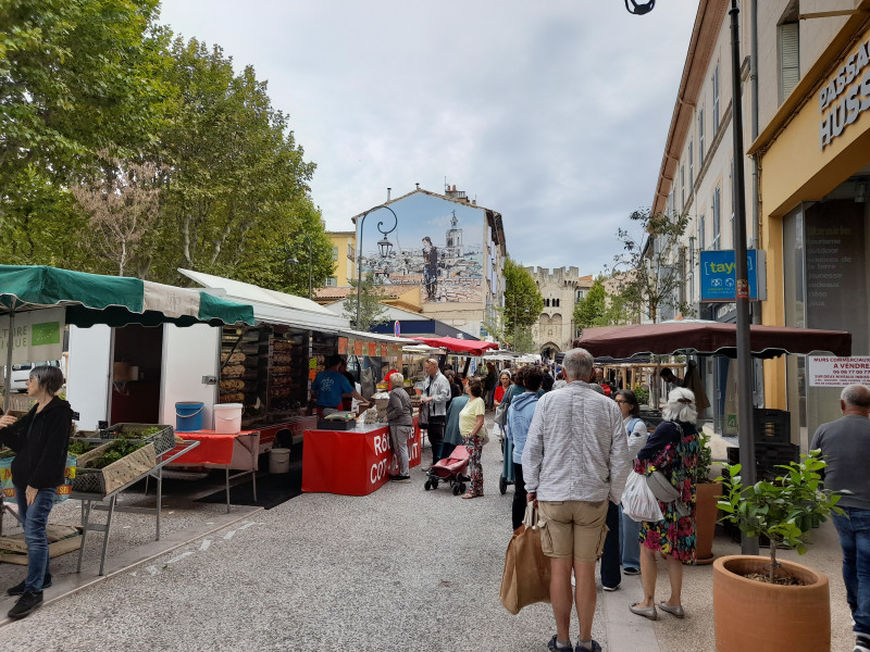 Marché hebdomadaire_Manosque