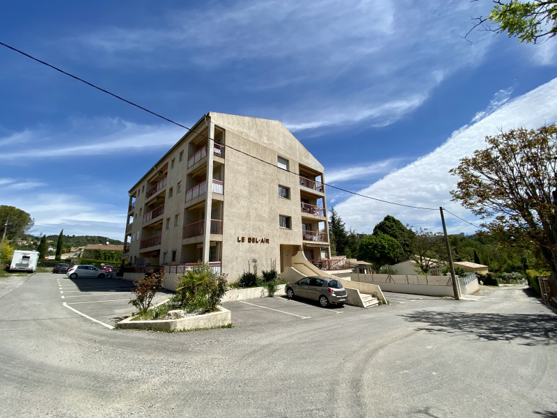 RESIDENCE RESIDENCE